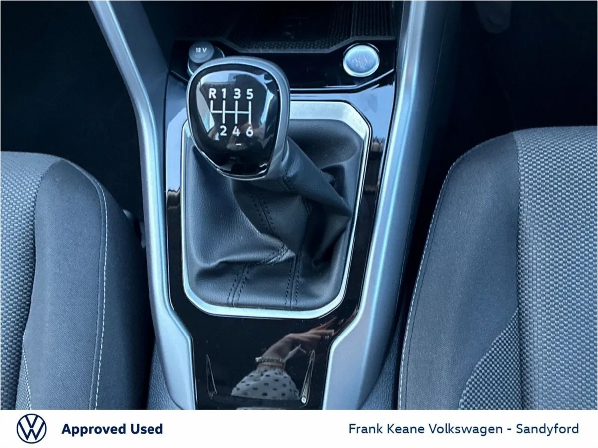 Volkswagen T-Roc SUV, Petrol, 2025, Black
