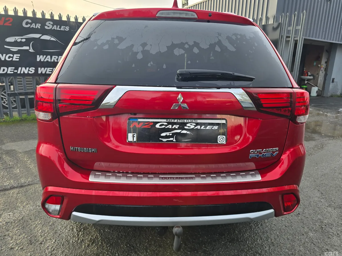 Mitsubishi Outlander SUV, Petrol Plug-in Hybrid, 2018, Red