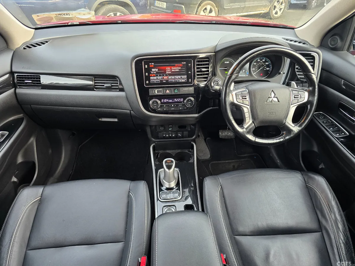 Mitsubishi Outlander SUV, Petrol Plug-in Hybrid, 2018, Red