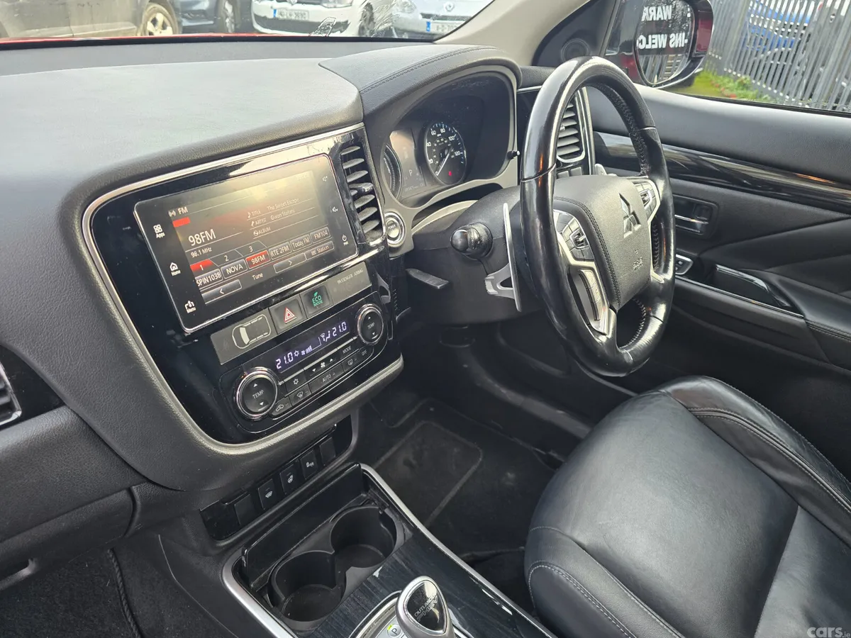 Mitsubishi Outlander SUV, Petrol Plug-in Hybrid, 2018, Red