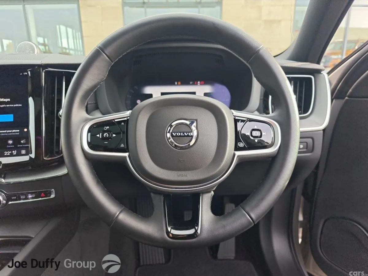 Volvo XC60 SUV, Petrol Plug-in Hybrid, 2025, Silver
