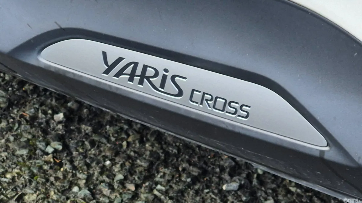 Toyota Yaris Cross MPV, Petrol Hybrid, 2020, White
