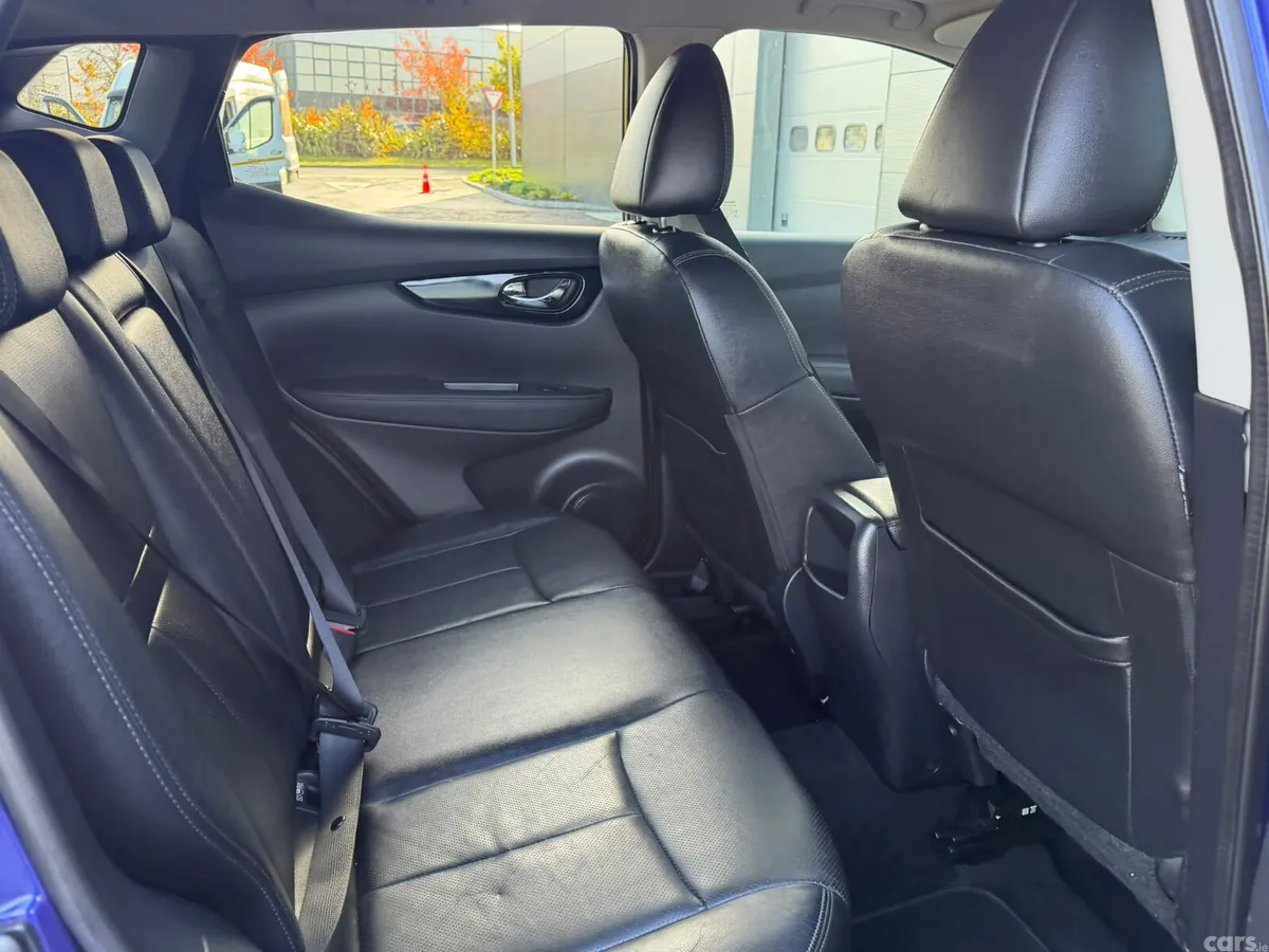 Nissan Qashqai Hatchback, Diesel, 2014, Blue