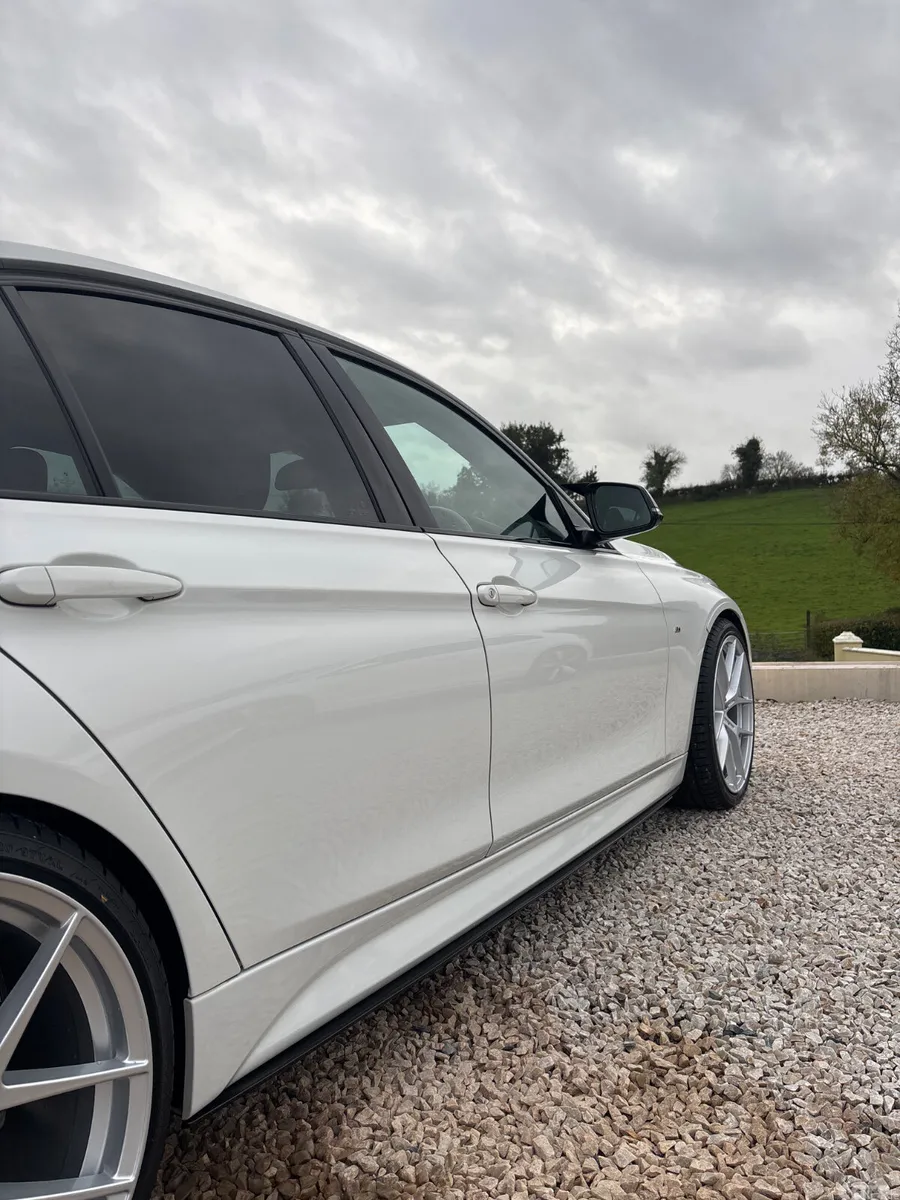 BMW 3-Series Saloon, Diesel, 2015, White