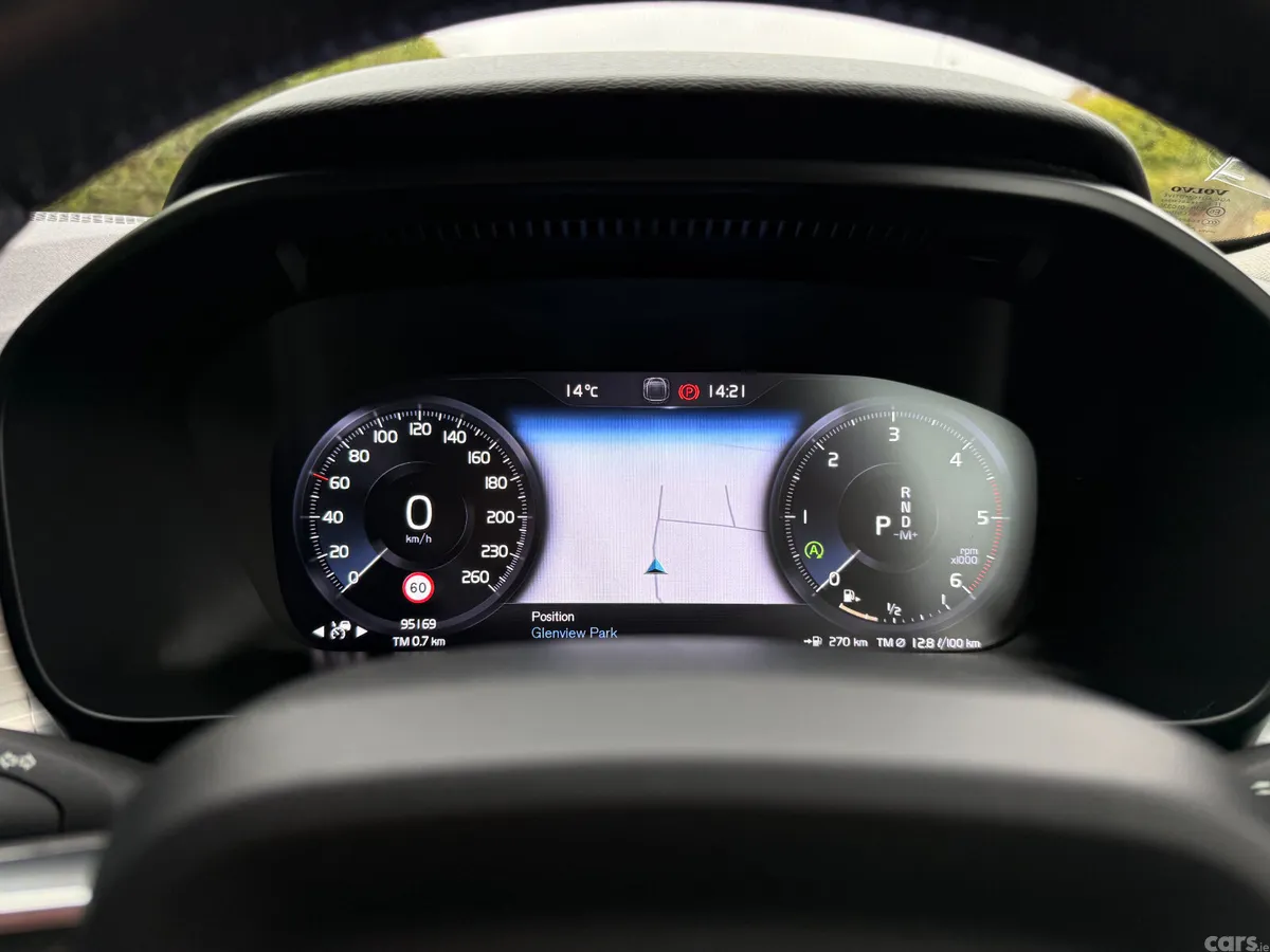 Volvo XC40 Hatchback, Diesel, 2020, White