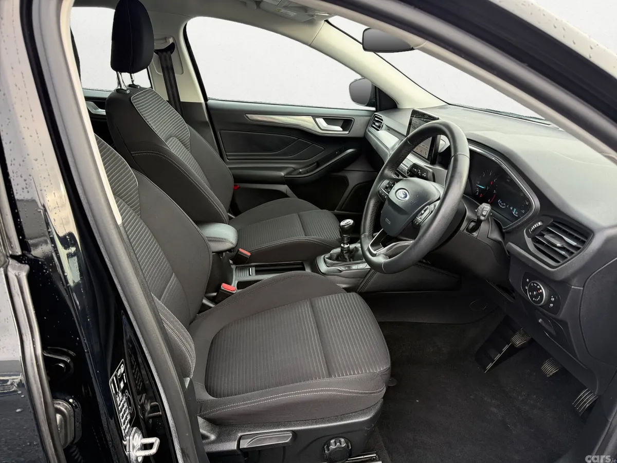 Ford Focus Hatchback, Diesel, 2019, Black