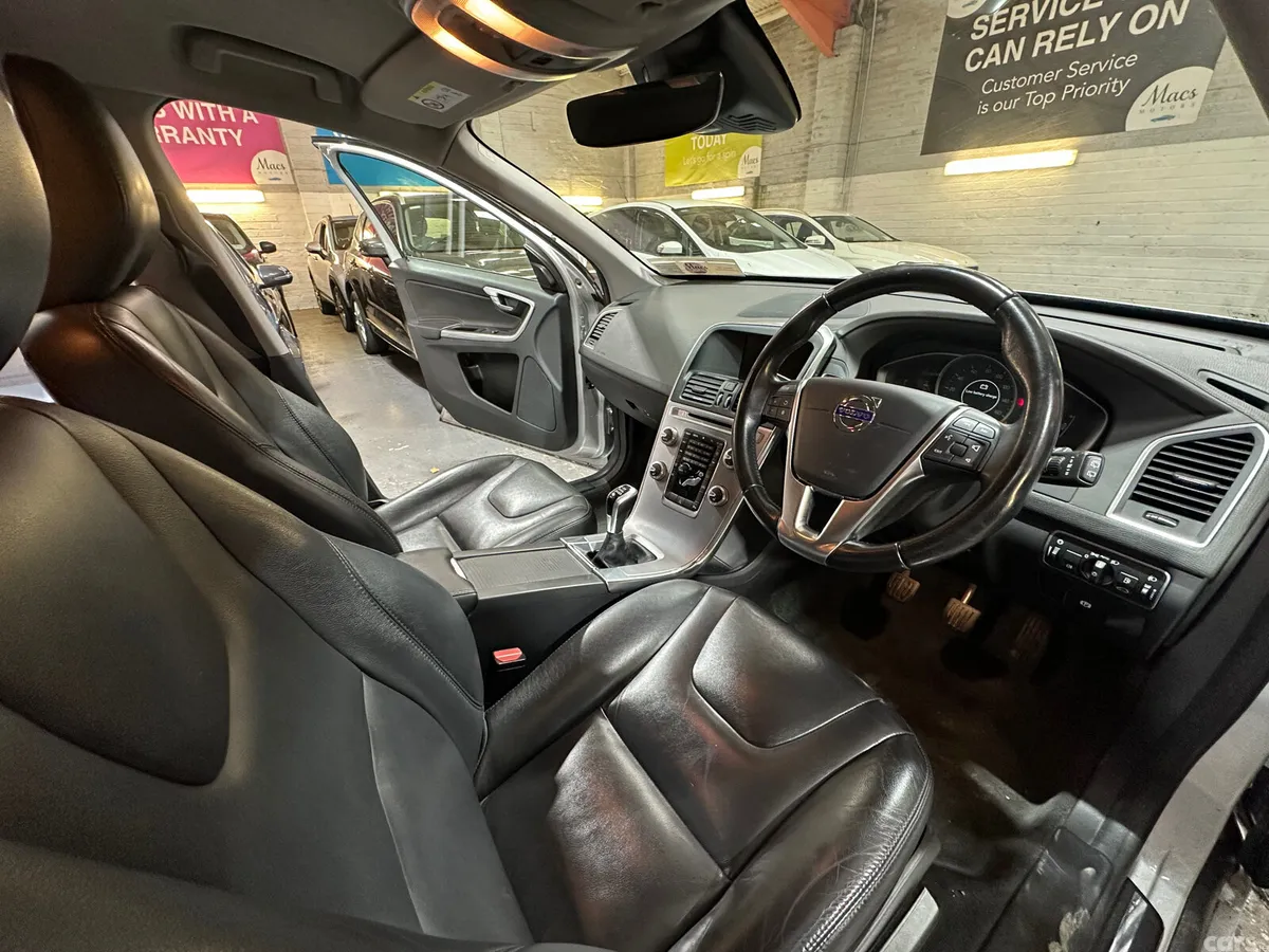Volvo XC60 SUV, Diesel, 2017, Silver