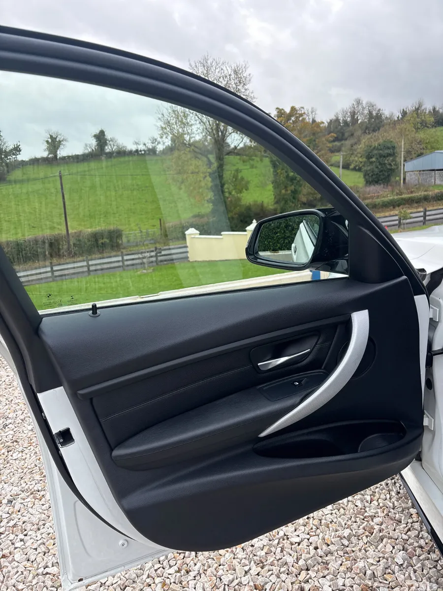 BMW 3-Series Saloon, Diesel, 2015, White