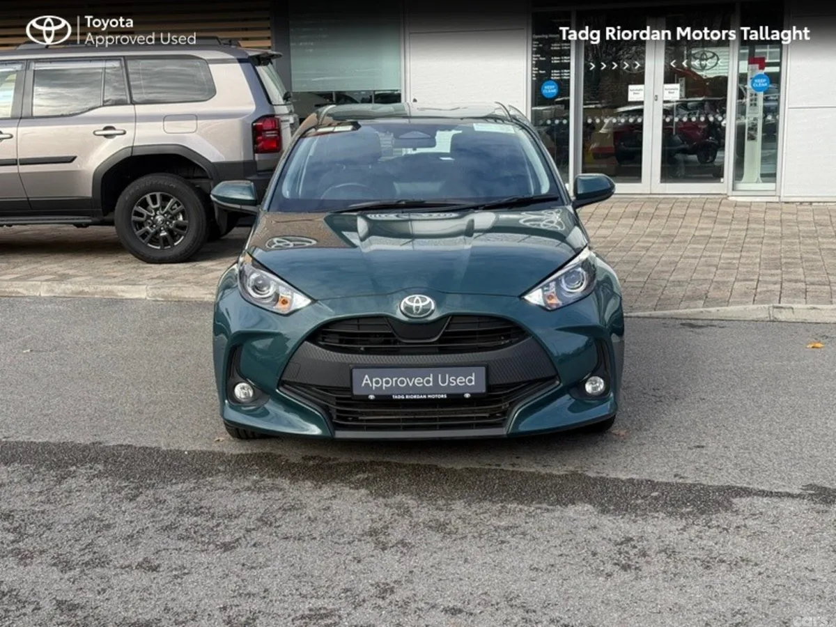 Toyota Yaris Hatchback, Petrol Hybrid, 2026, Green