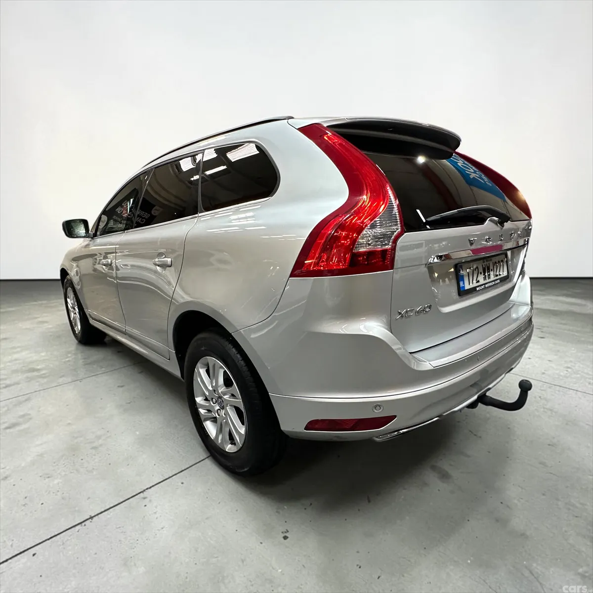 Volvo XC60 SUV, Diesel, 2017, Silver