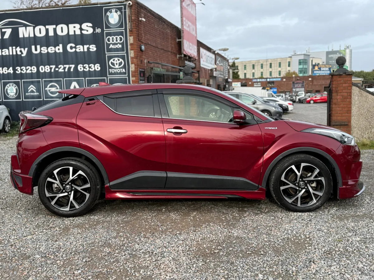 Toyota C-HR SUV, Petrol Hybrid, 2018, Red