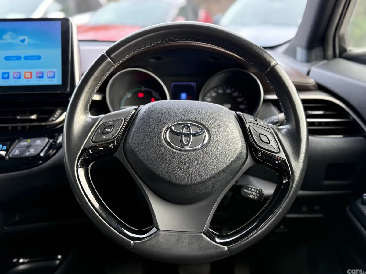 Toyota C-HR SUV, Petrol Hybrid, 2018, Red
