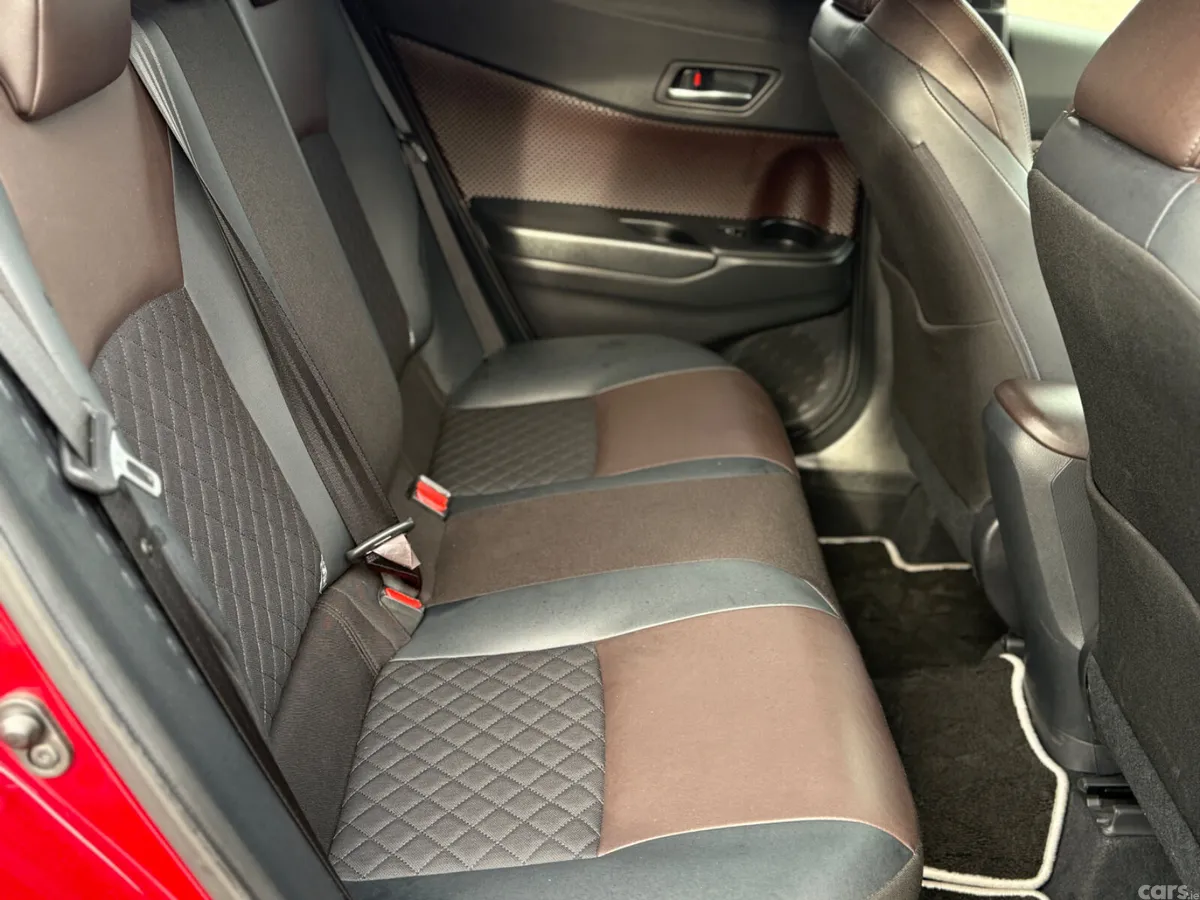Toyota C-HR SUV, Petrol Hybrid, 2018, Red