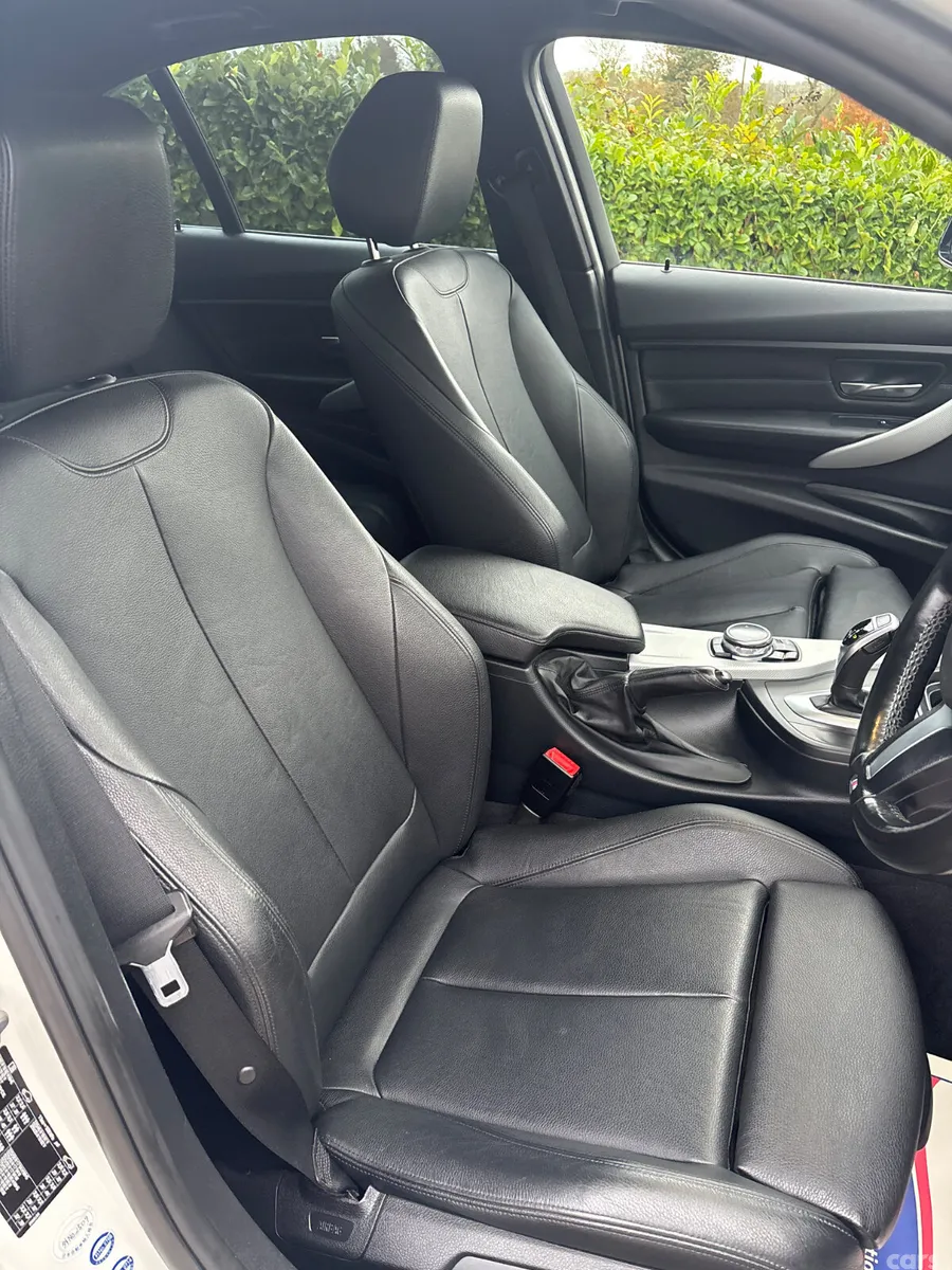 BMW 3-Series Saloon, Diesel, 2015, White