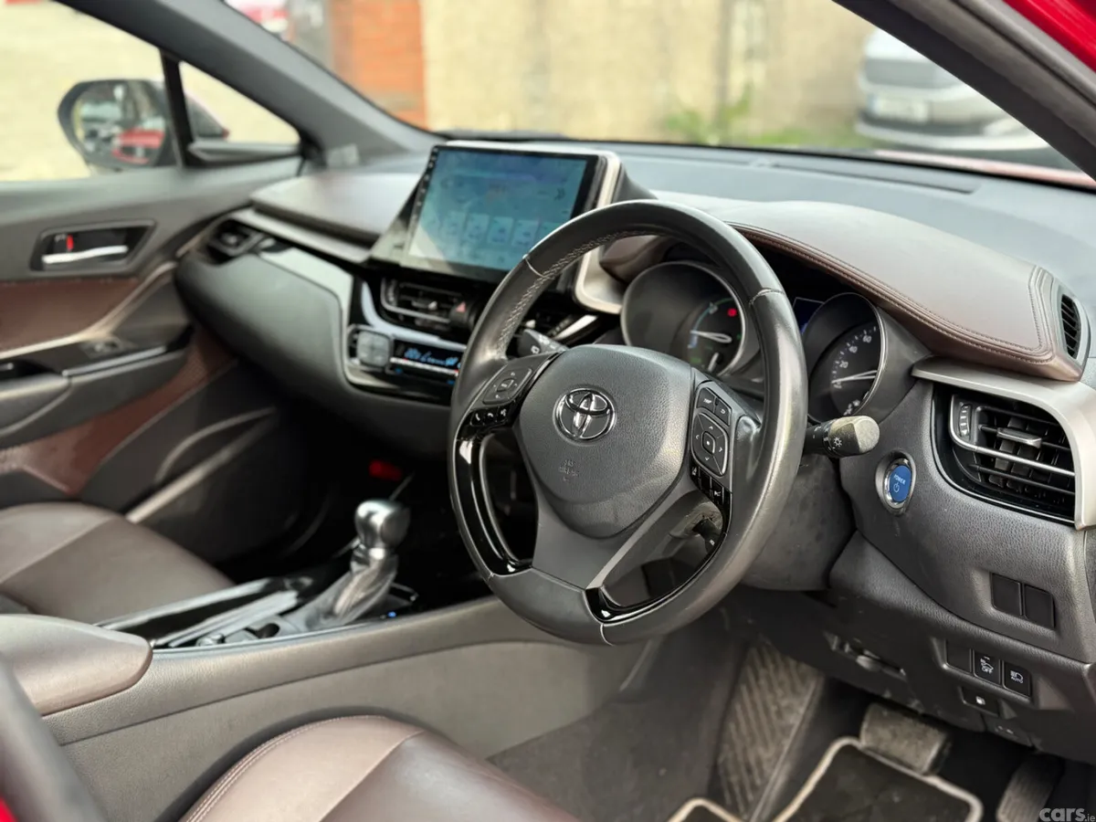 Toyota C-HR SUV, Petrol Hybrid, 2018, Red
