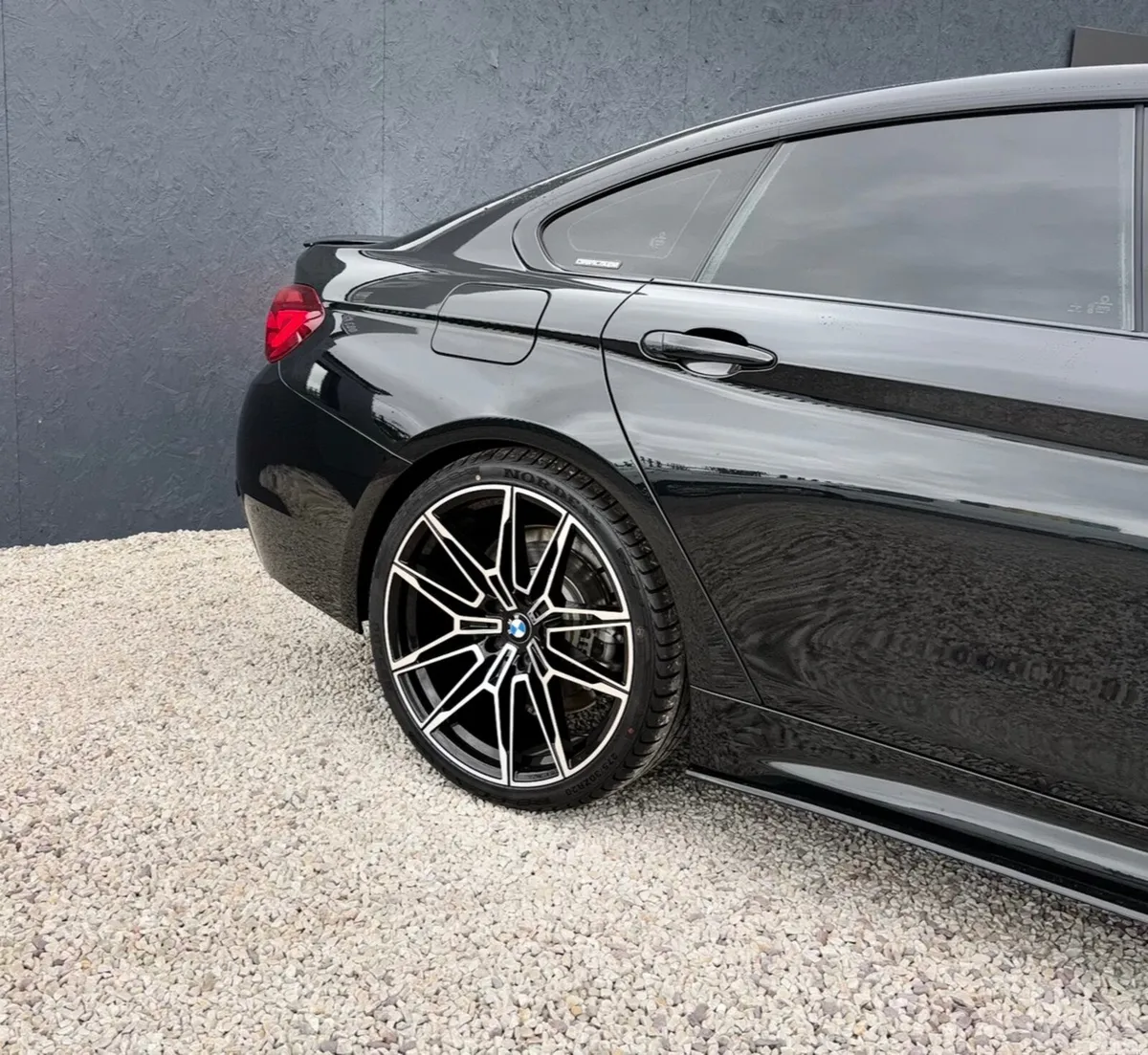 BMW 4-Series Hatchback, Petrol, 2020, Black