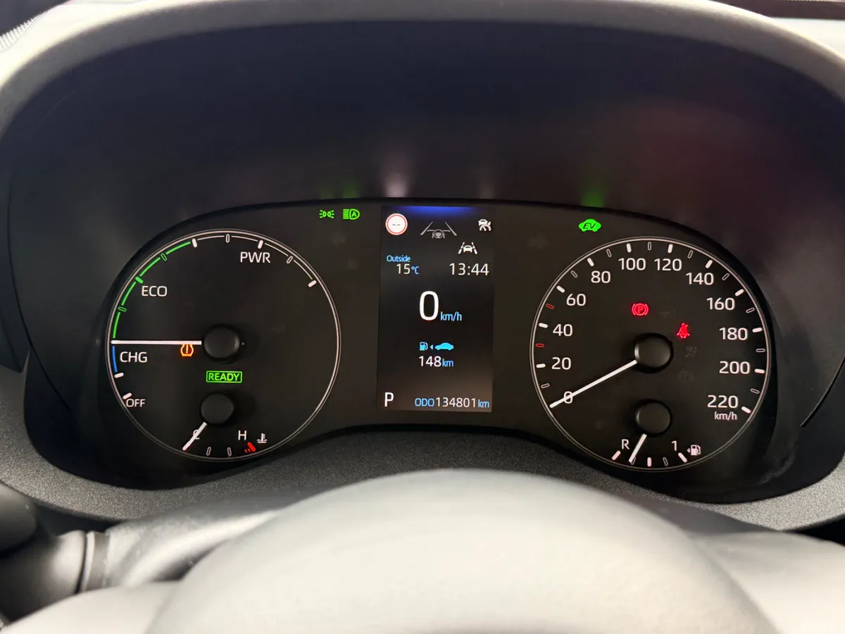 Toyota Yaris Hatchback, Petrol Hybrid, 2024, Grey