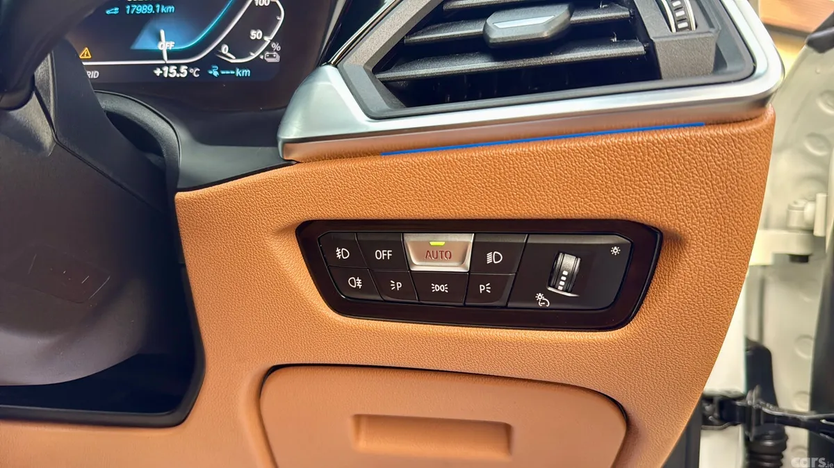 BMW 3-Series Saloon, Petrol Plug-in Hybrid, 2021, White