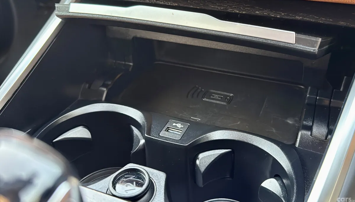 BMW 3-Series Saloon, Petrol Plug-in Hybrid, 2021, White