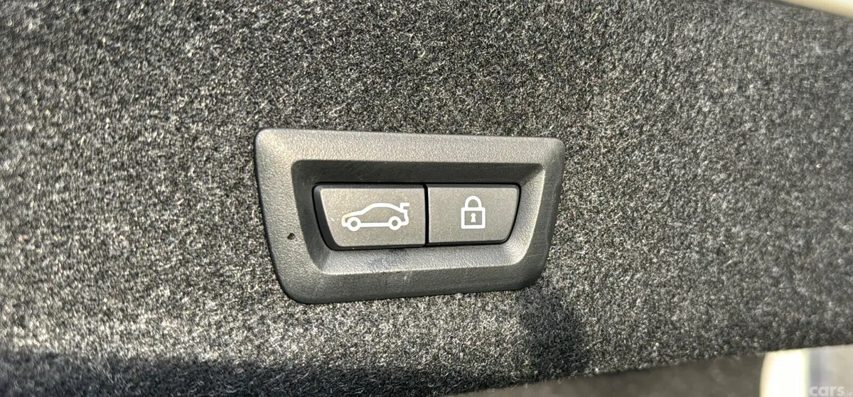 BMW 3-Series Saloon, Petrol Plug-in Hybrid, 2021, White