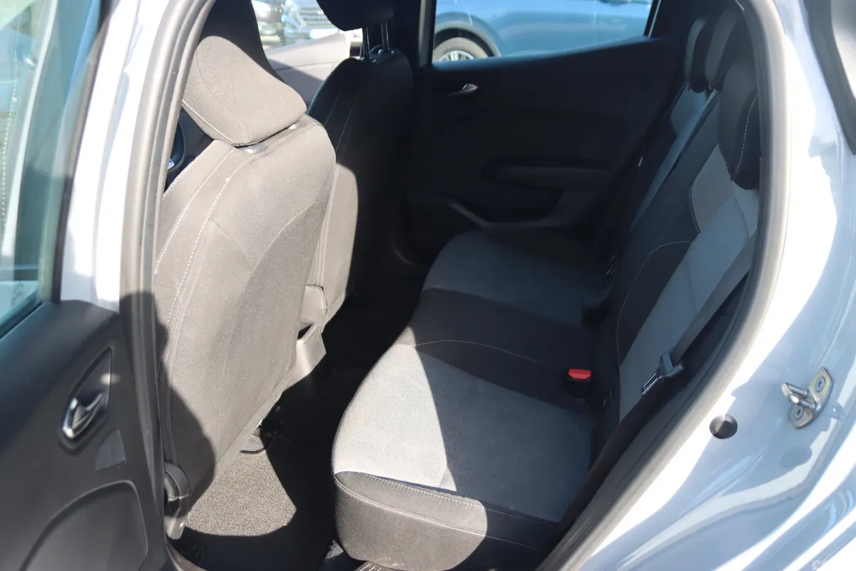 Renault Clio Hatchback, Petrol Hybrid, 2024, Grey
