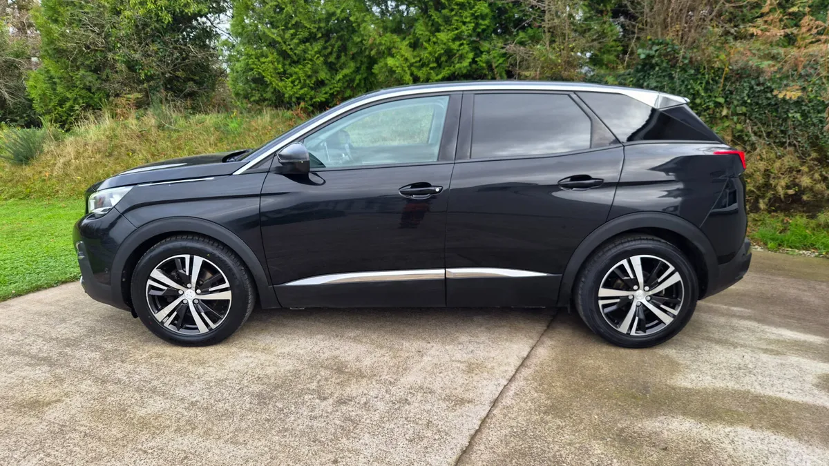 Peugeot 3008 Hatchback, Diesel, 2018, Black