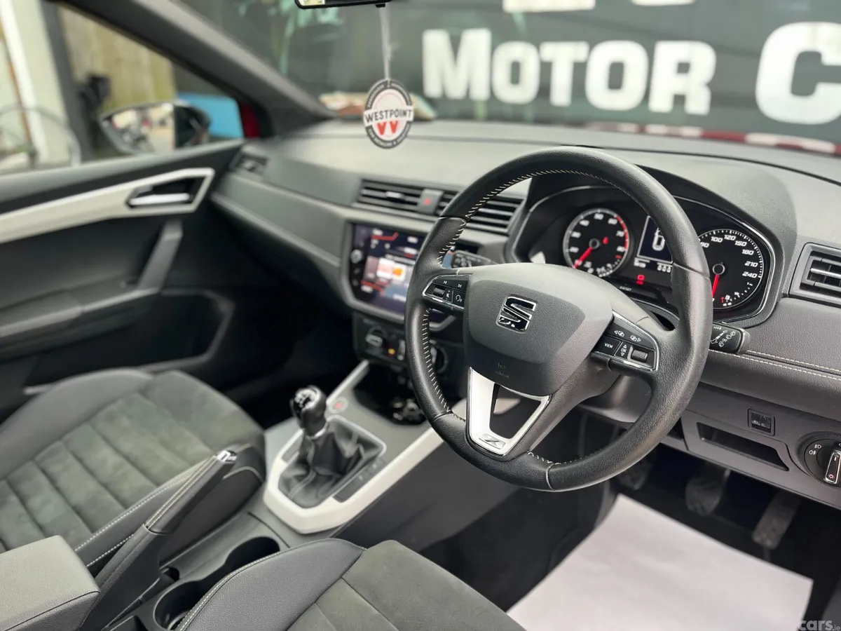 SEAT Arona SUV, Petrol, 2019, Red