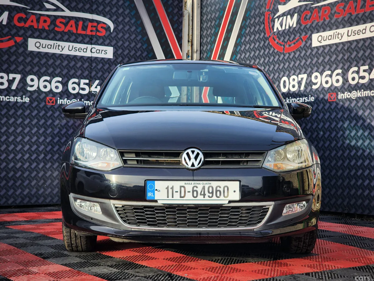 Volkswagen Polo Hatchback, Petrol, 2011, Black
