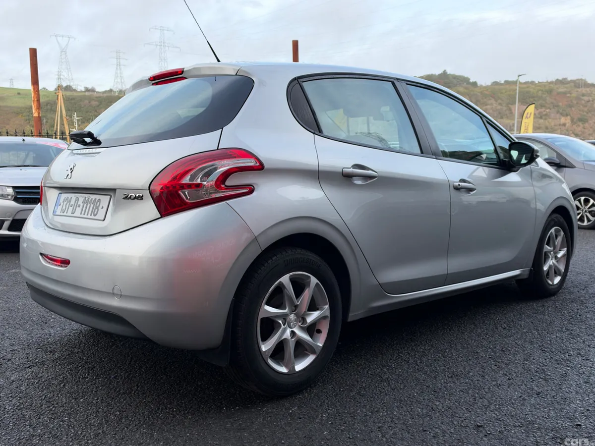 Peugeot 208 Hatchback, Petrol, 2013, Grey