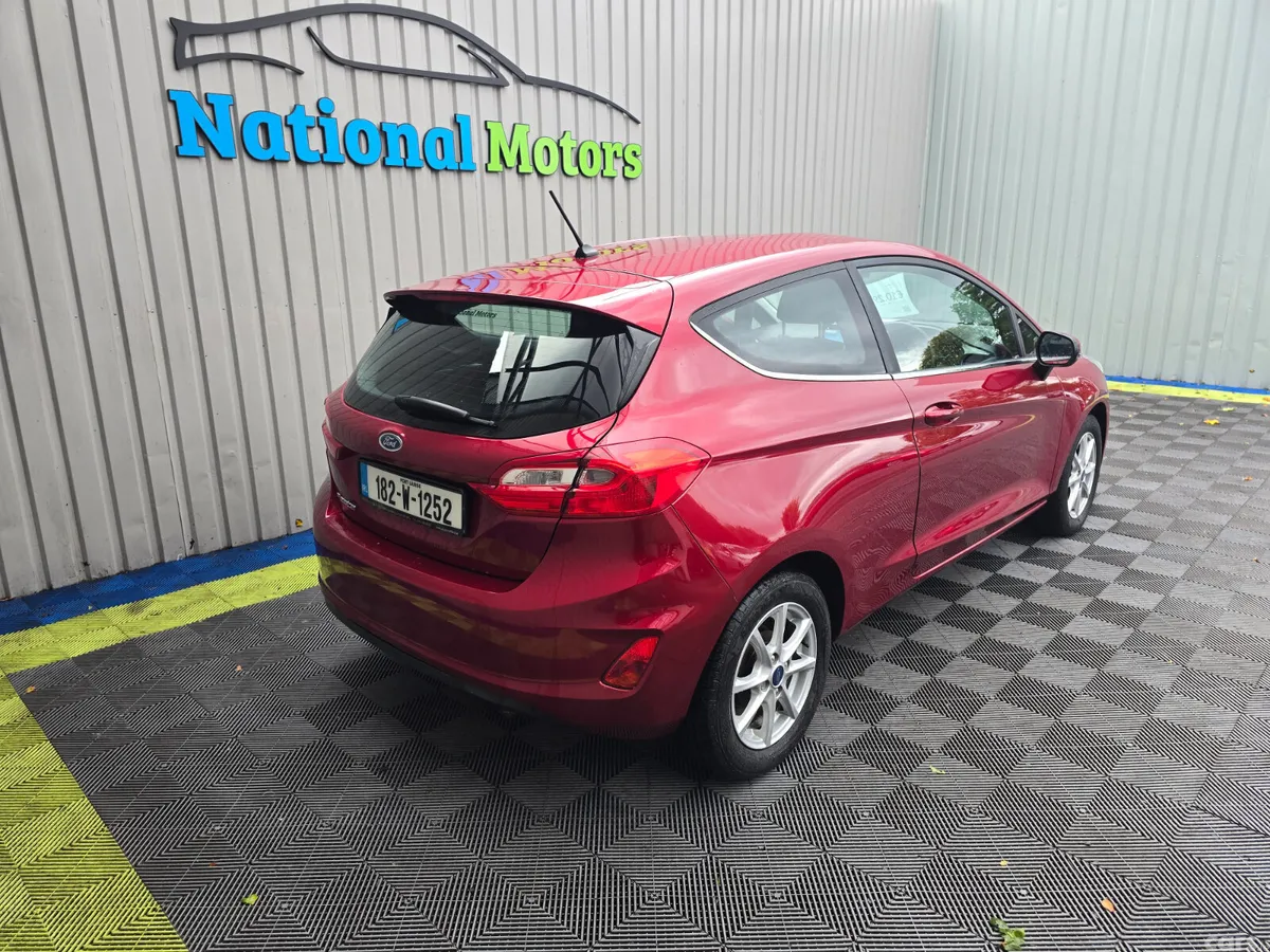 Ford Fiesta Hatchback, Petrol, 2018, Red