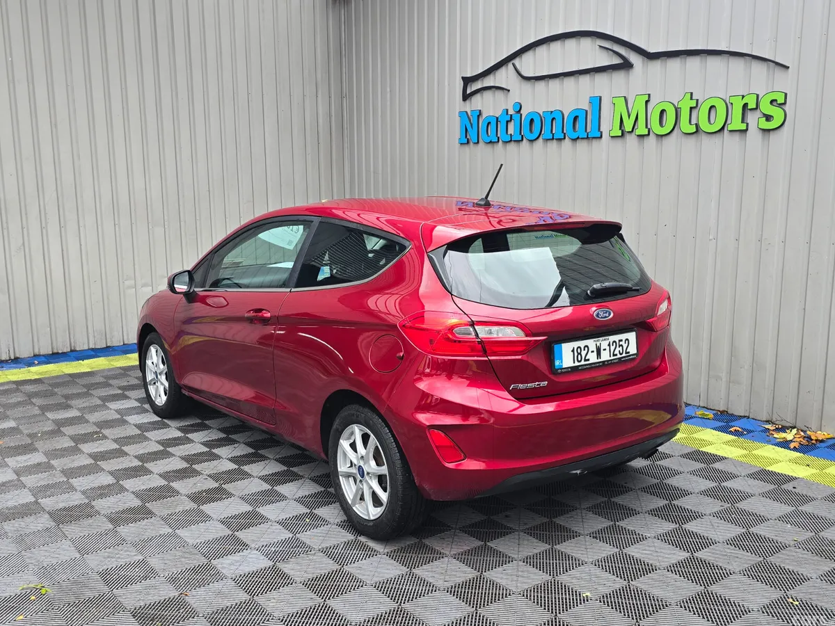 Ford Fiesta Hatchback, Petrol, 2018, Red