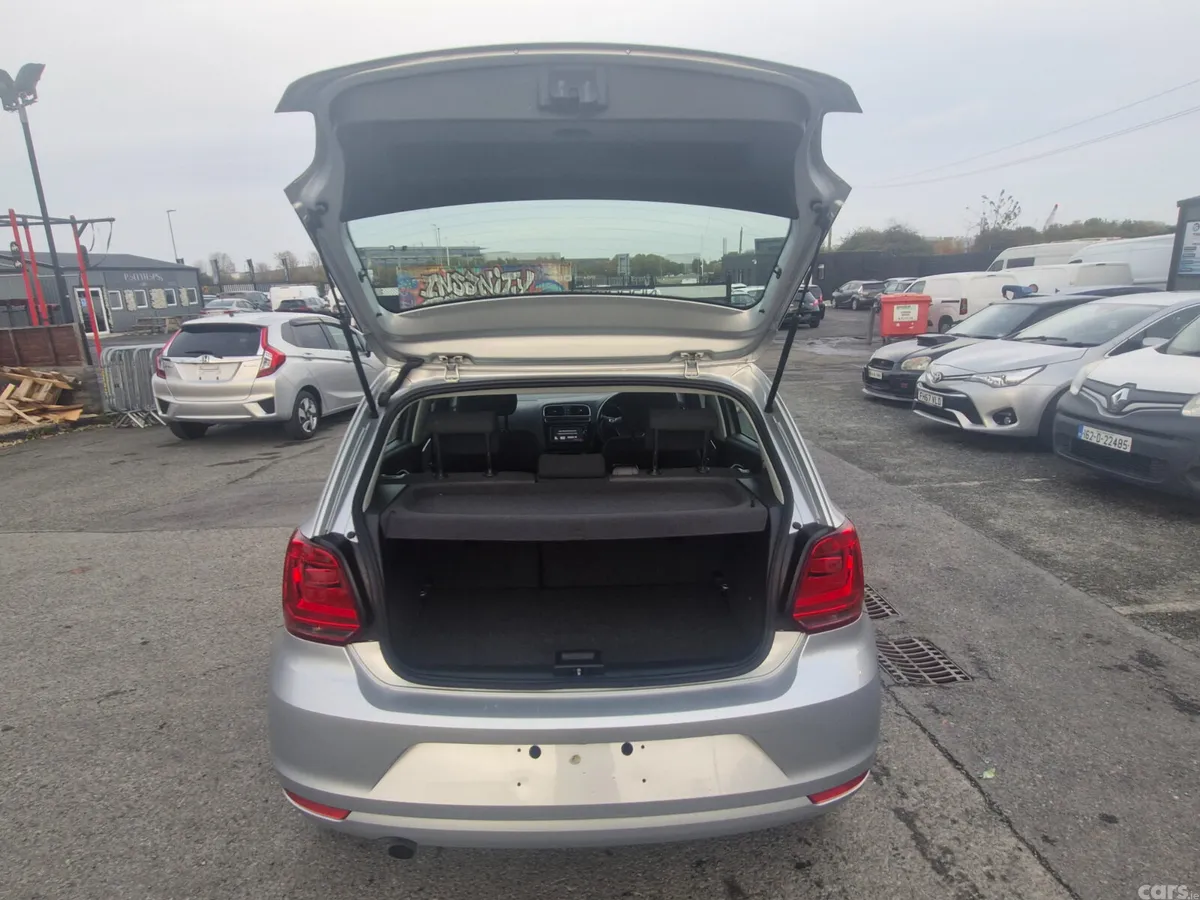 Volkswagen Polo Hatchback, Petrol, 2015, Silver