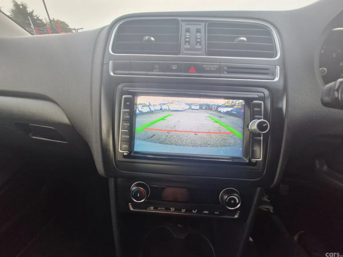 Volkswagen Polo Hatchback, Petrol, 2015, Silver