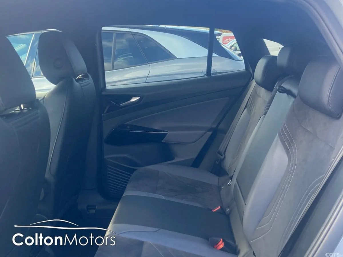 Volkswagen ID.5 Saloon, Electric, 2023, Grey