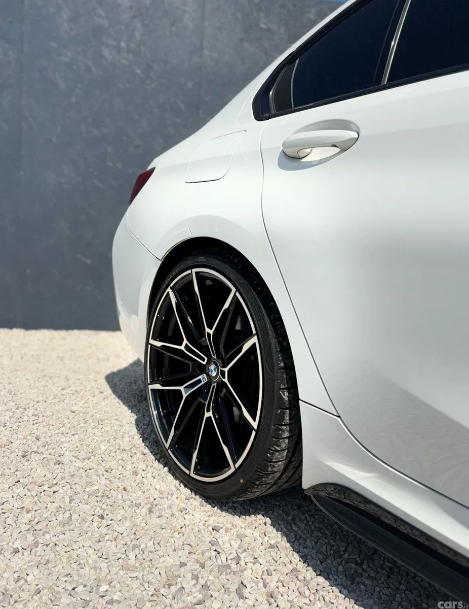BMW 3-Series Saloon, Petrol, 2020, White
