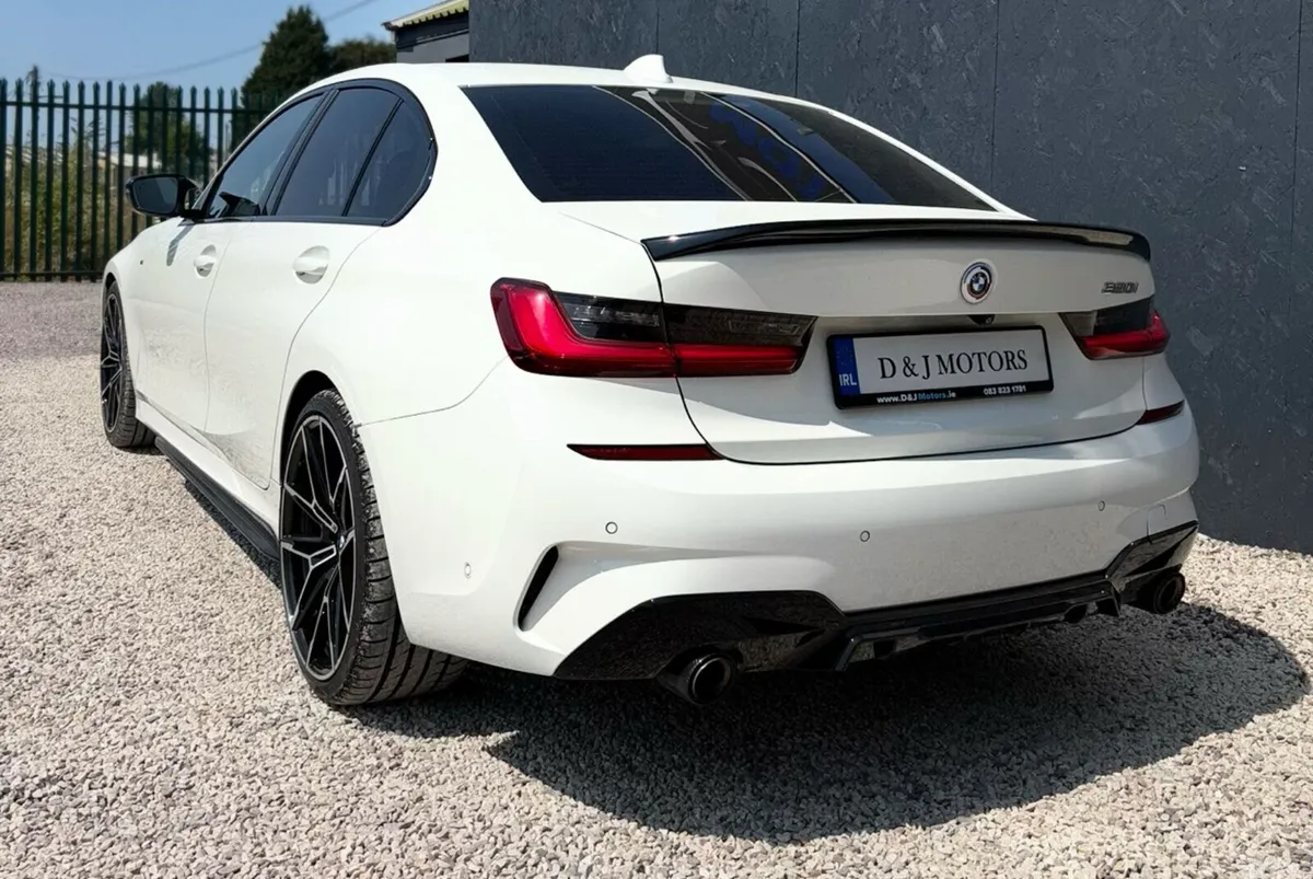 BMW 3-Series Saloon, Petrol, 2020, White