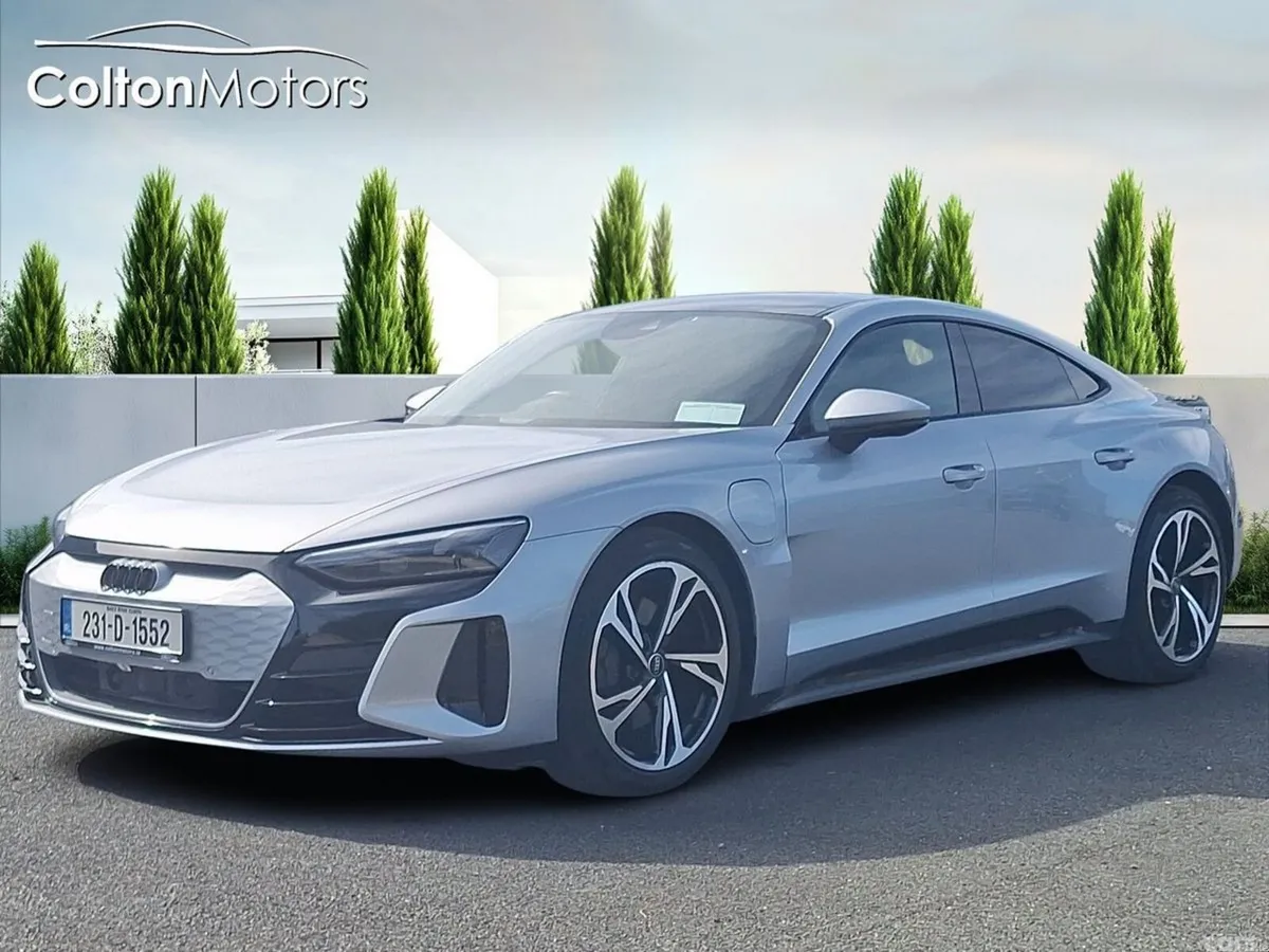Audi e-tron GT quattro Hatchback, Electric, 2023, Grey