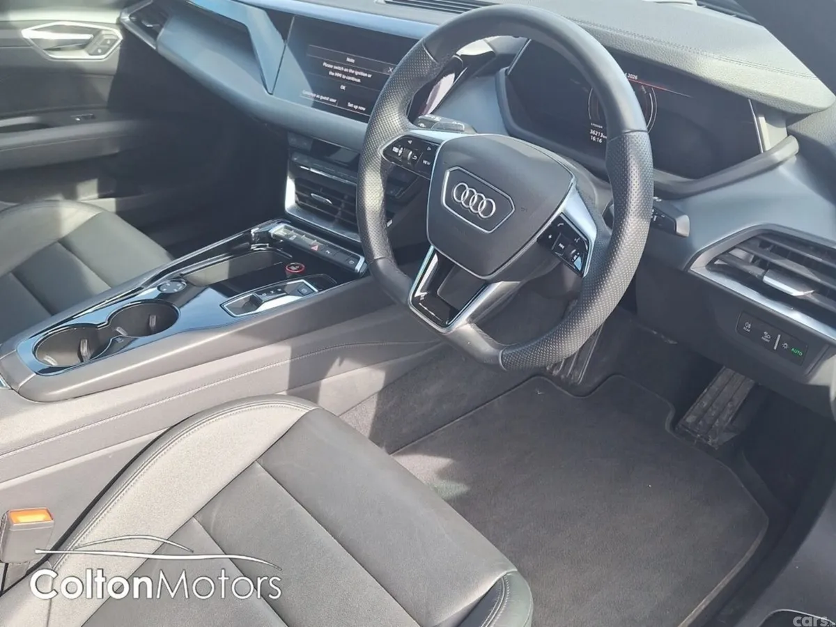 Audi e-tron GT quattro Hatchback, Electric, 2023, Grey