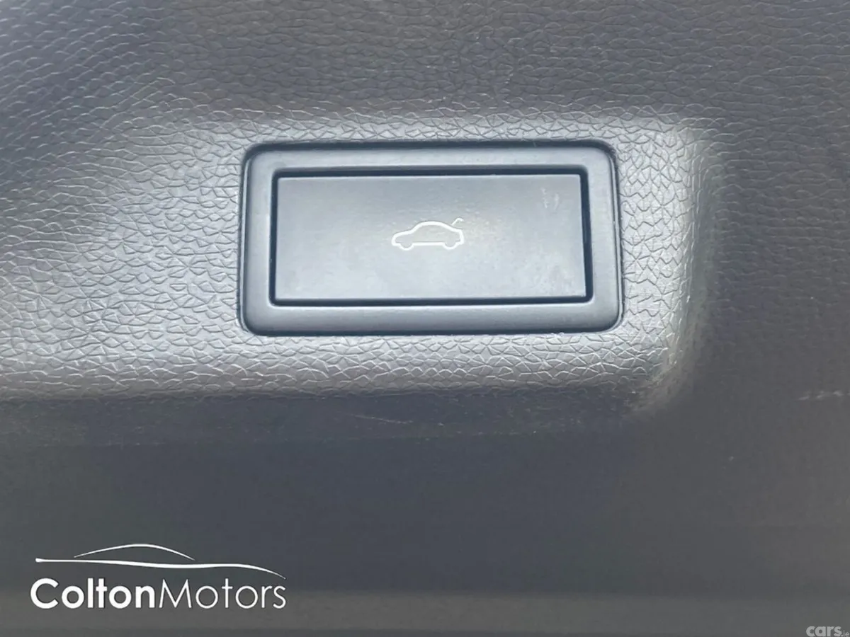 Volkswagen ID.Buzz MPV, Electric, 2023, Orange