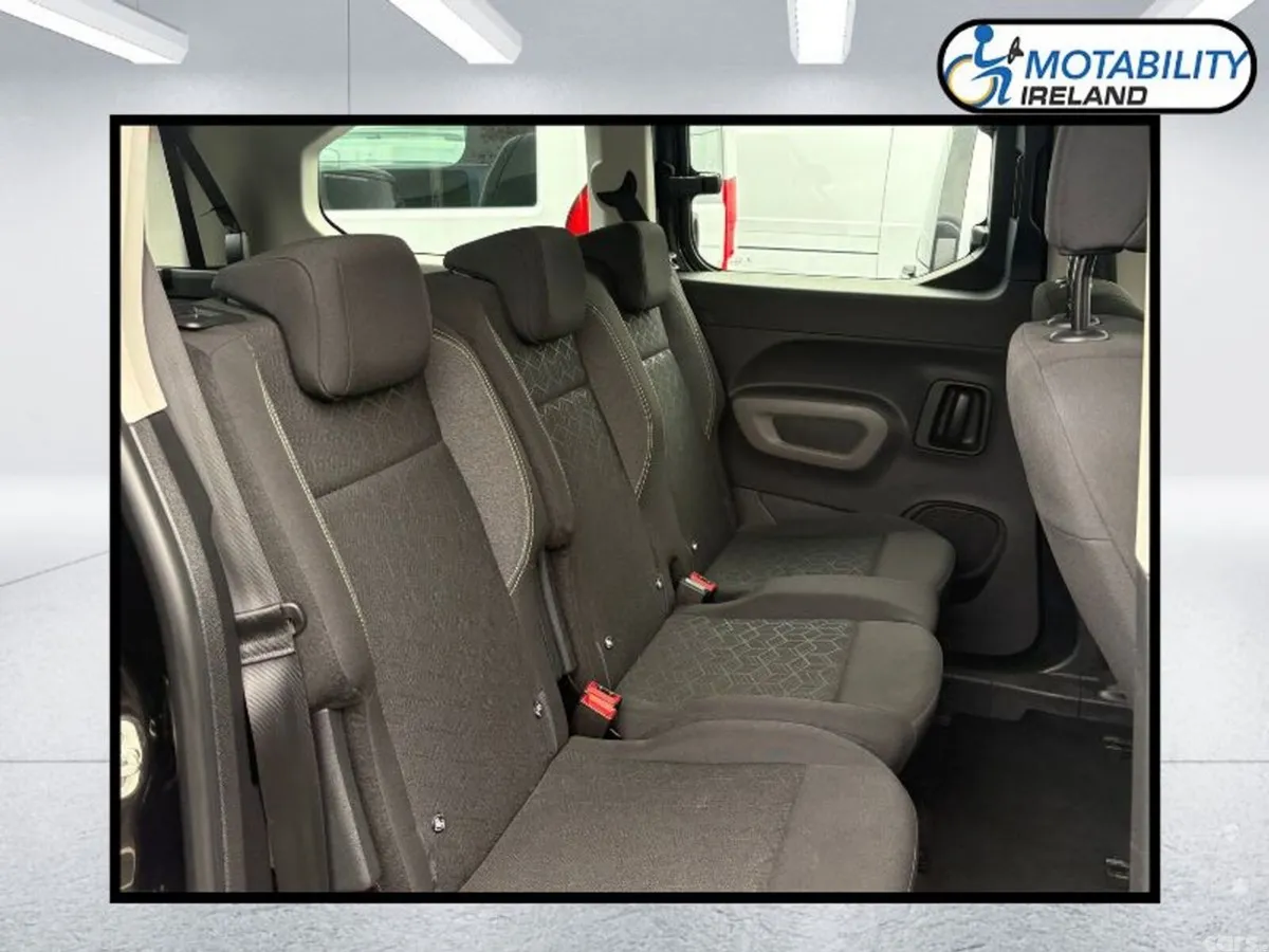 Peugeot Rifter MPV, Diesel, 2021, Black