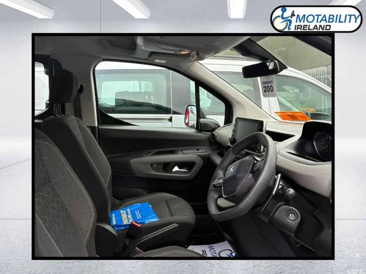 Peugeot Rifter MPV, Diesel, 2021, Black