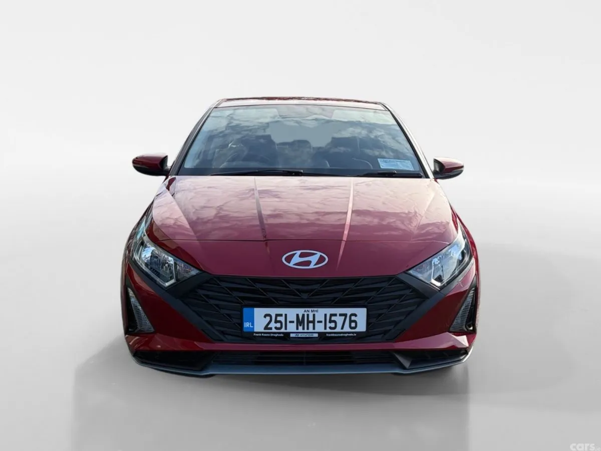 Hyundai i20 Hatchback, Petrol, 2025, Red