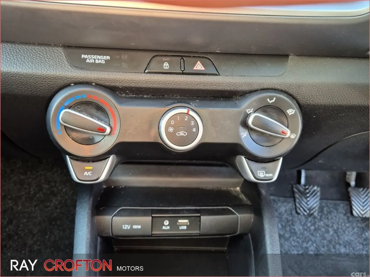 Kia Stonic Estate, Diesel, 2019, Grey