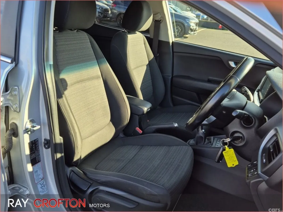 Kia Stonic Estate, Diesel, 2019, Grey