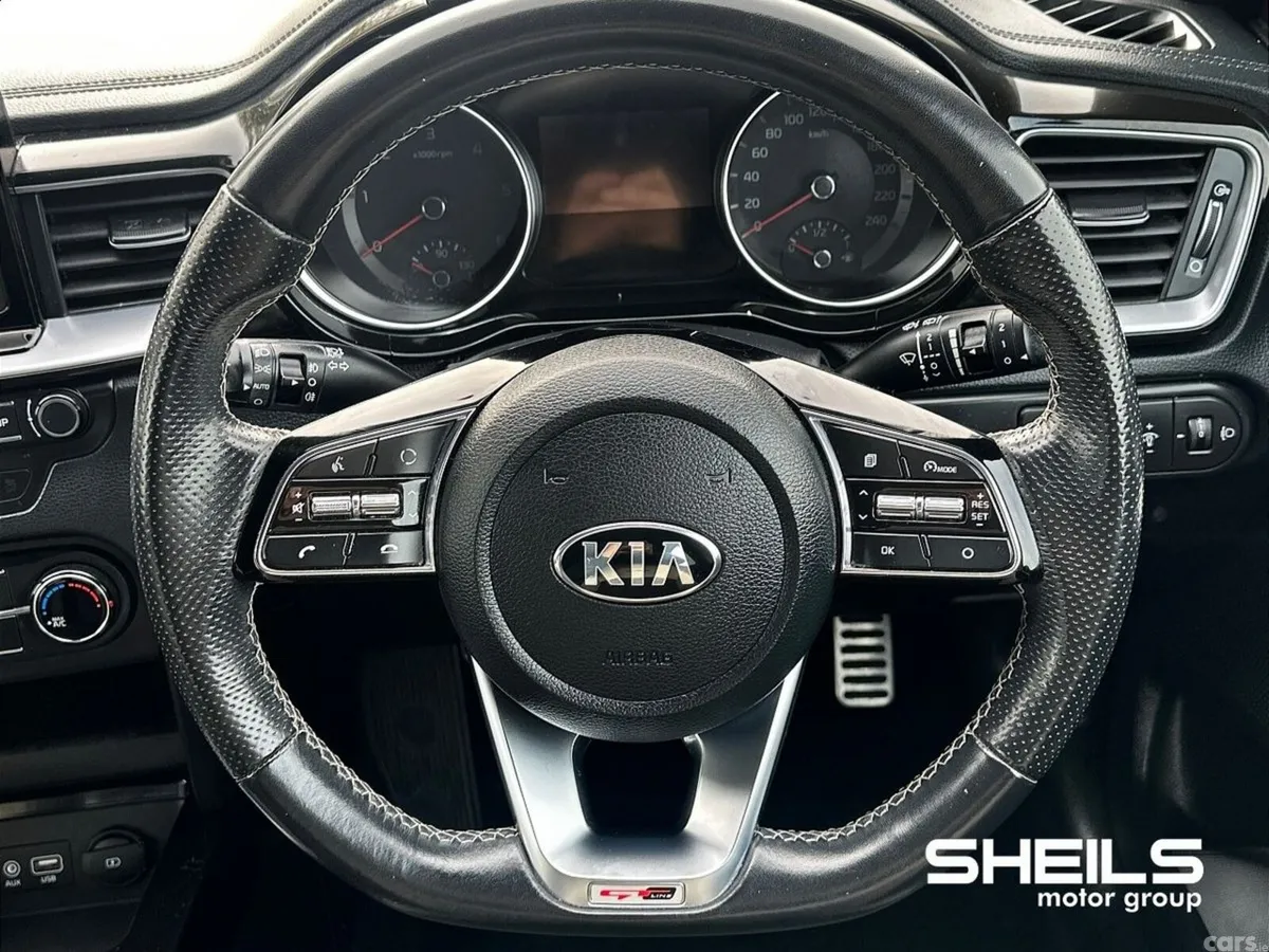 Kia Ceed Hatchback, Diesel, 2019, Black