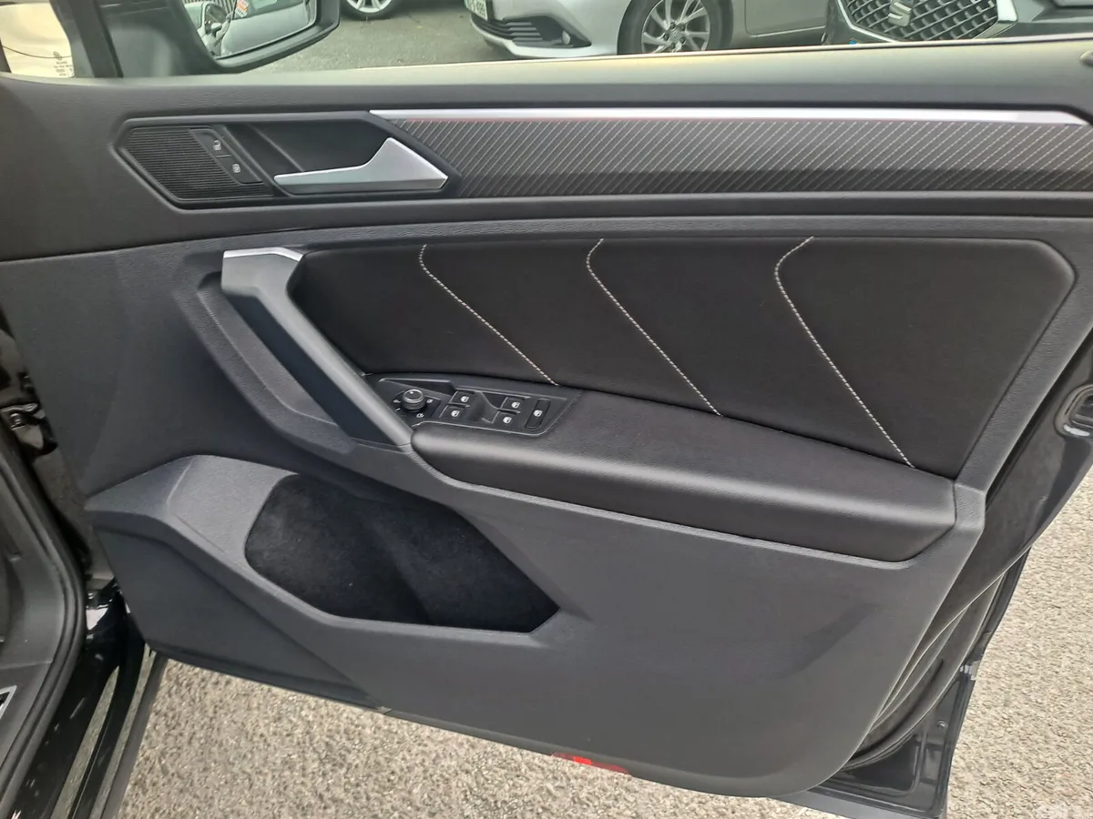 Volkswagen Tiguan SUV, Diesel, 2021, Black