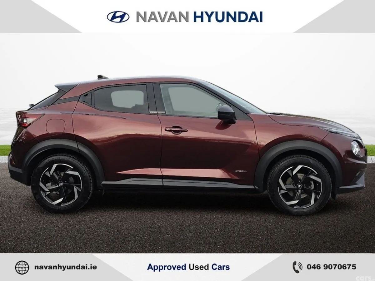 Nissan Juke SUV, Petrol Hybrid, 2023, Red