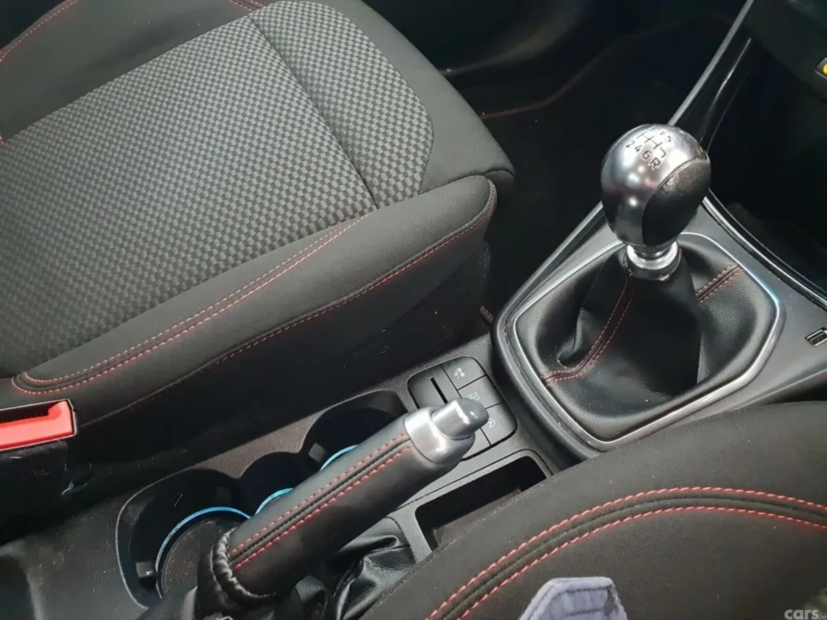 Ford Puma MPV, Petrol, 2023, White