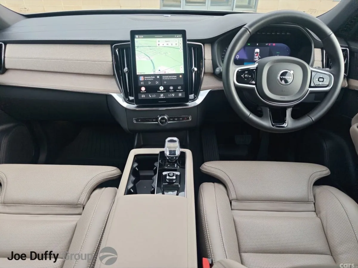 Volvo XC90 SUV, Petrol Plug-in Hybrid, 2025, Grey