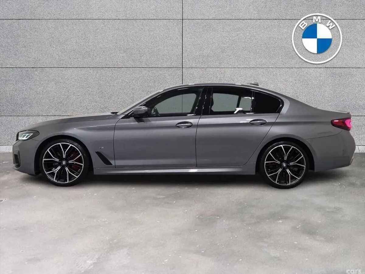 BMW 5-Series Saloon, Diesel Hybrid, 2023, Grey